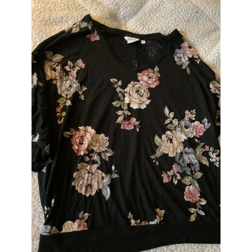 Reitmans Floral Blouse Womens L Black Excellent V-Neck Relaxed Fit Top